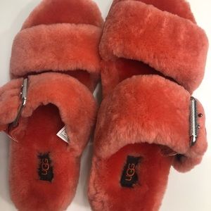 New UGG salmon color sleepes